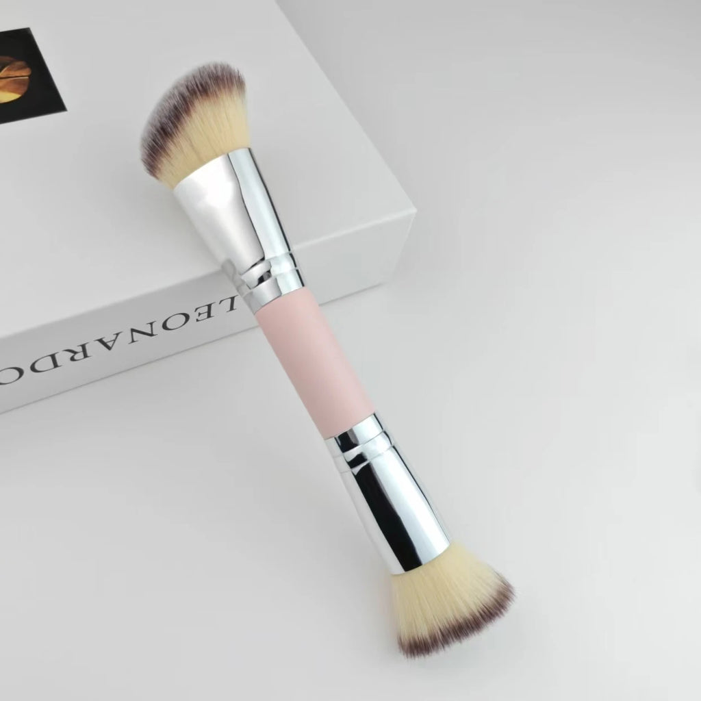 Luxe 2-in-1 Double-Ended Makeup Brush