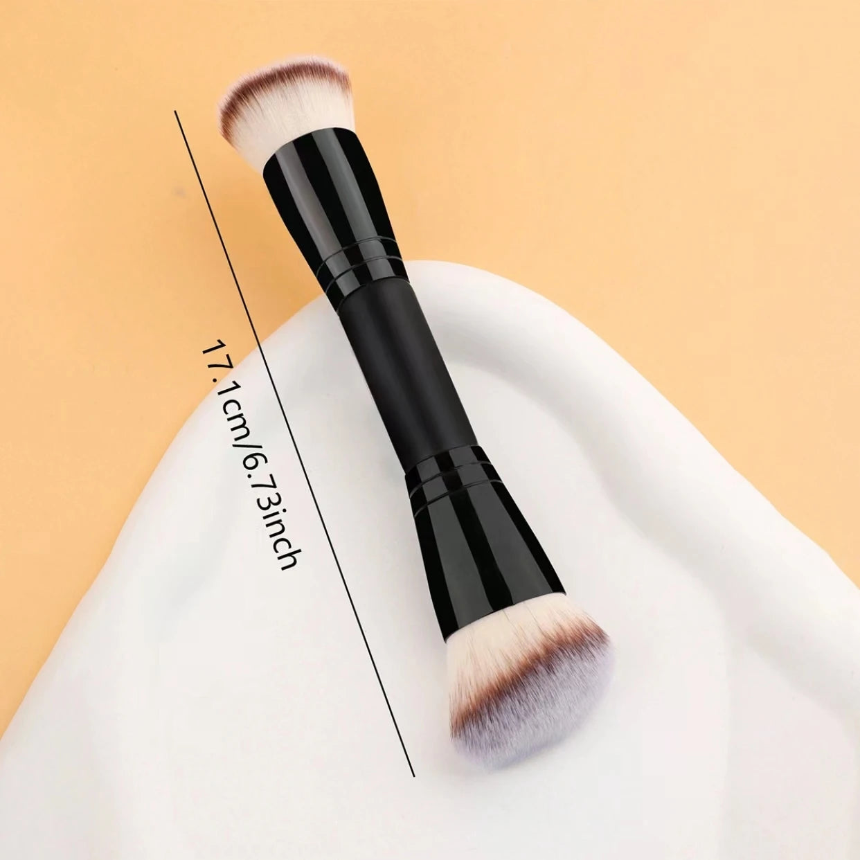 Luxe 2-in-1 Double-Ended Makeup Brush